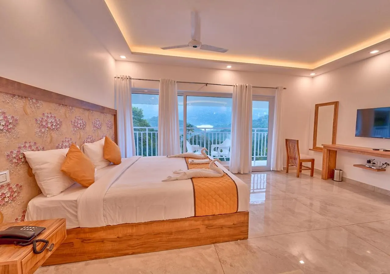 Ice Mist Pool Resort Munnar By Voye Homes